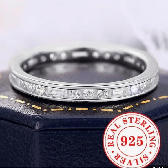 Round-Baguette Eternity Band, size 8 NWOT - Picture 4 of 7